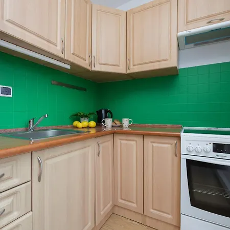 Rodzinne Studio Dla 4 Osob W Centrum Warszawy By Renters