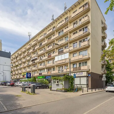 Rodzinne Studio Dla 4 Osob W Centrum Warszawy By Renters Apartment *