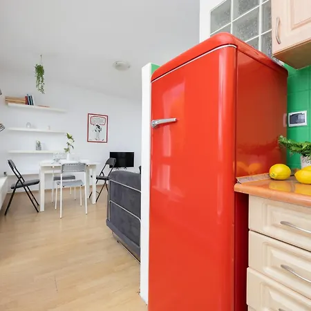 Lägenhet Rodzinne Studio Dla 4 Osob W Centrum Warszawy By Renters Warszawa